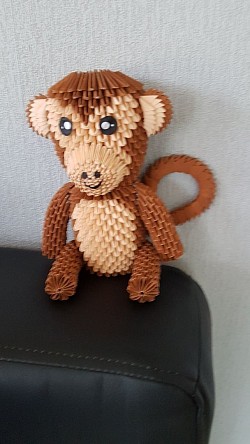 Voici toto notre petit singe malicieux. - REF : 0177 - Prix : 20,00€ -  Hauteur + ou - 18cm